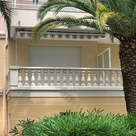 Ferienwohnung Le Tropical Fréjus Exterior foto