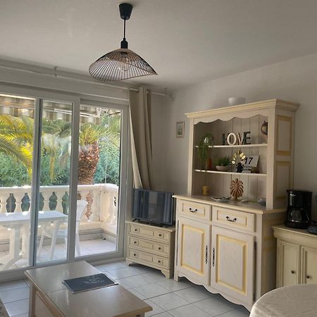 Ferienwohnung Le Tropical Fréjus Exterior foto