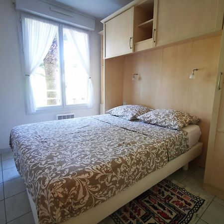 Ferienwohnung Le Tropical Fréjus Exterior foto