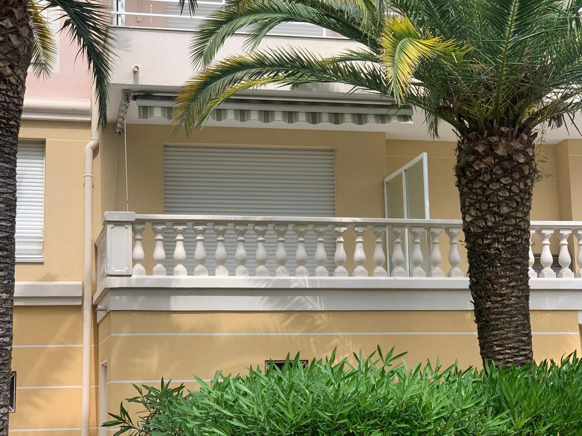 Ferienwohnung Le Tropical Fréjus Exterior foto